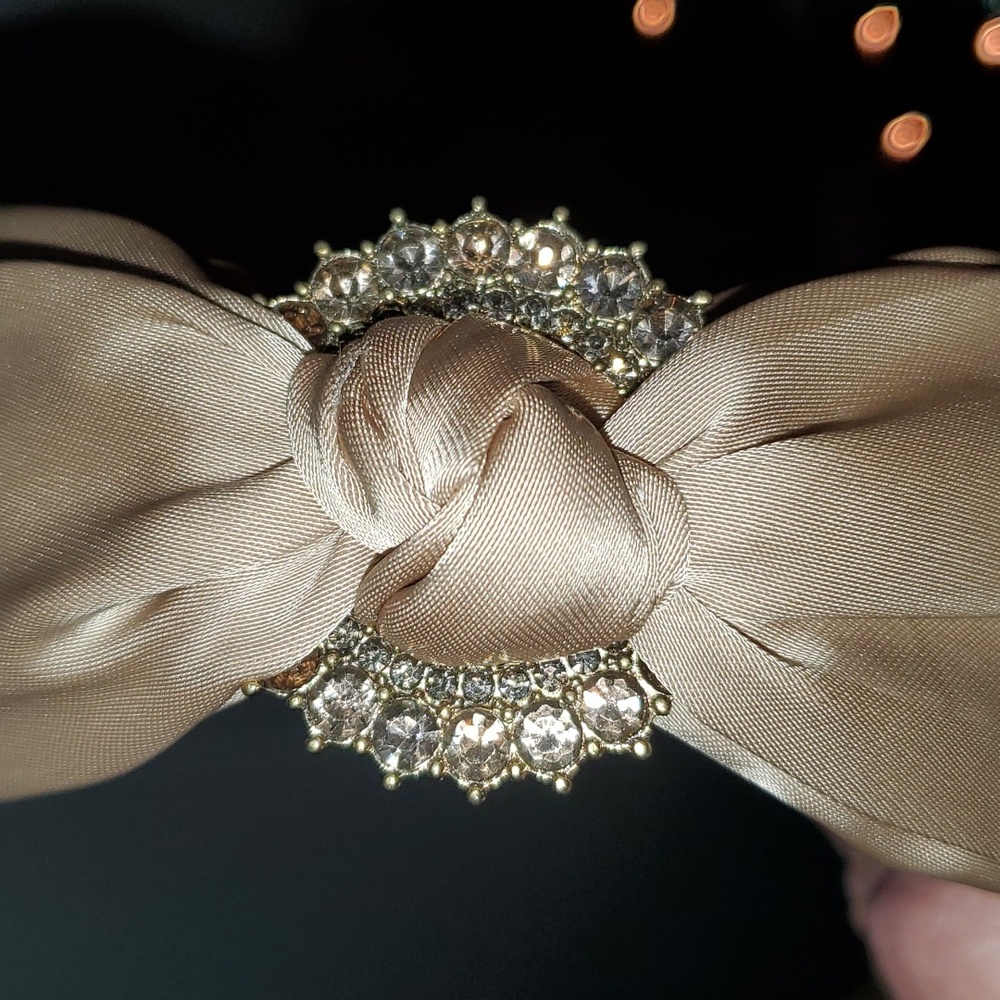 New boutique handmade rhinestone wide classy flexible headband taupe - Picture 5 of 6